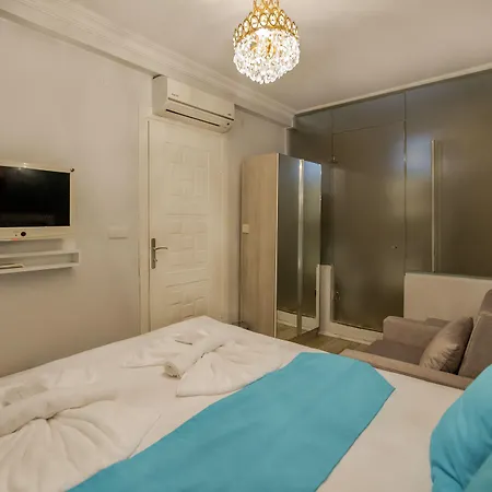 Royal Family Hotell
