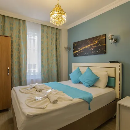 Royal Family Hotell